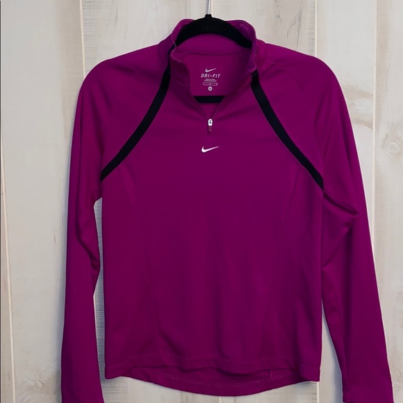 Nike Dri-fit Women’s pullover long sleeve shirt - Picture 1 of 4